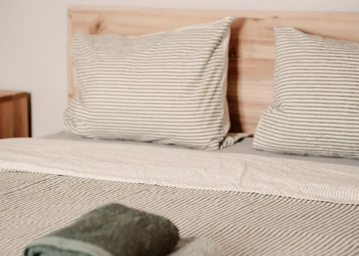 Madeira Island Rustic Mountain *